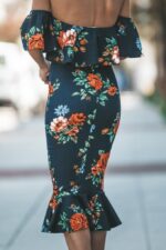 Rochie Midi cu umerii goi Mavis Neagra cu flori multicolore - imagine 2