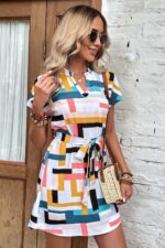 Rochie Scurta Salonia Alba cu Print Multicolor