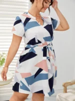 Rochie Scurta Simoni Alba cu Print Geometric -Marimi Mari - imagine 3