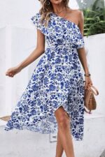 Rochie Midi Nasiri Alba cu Flori Albastre