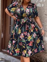 Rochie Midi Lissa Neagra cu Flori Multicolore - Marimi Mari