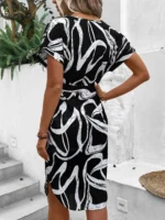 Rochie Scurta cu Cordon Melita Neagra cu Print Geometric - imagine 2