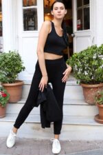 Trening Dama 3 piese format din pantalon bustiera si bluza cu fermoar Alanos Negru - imagine 2