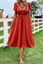 Rochie Midi Piculina Caramizie