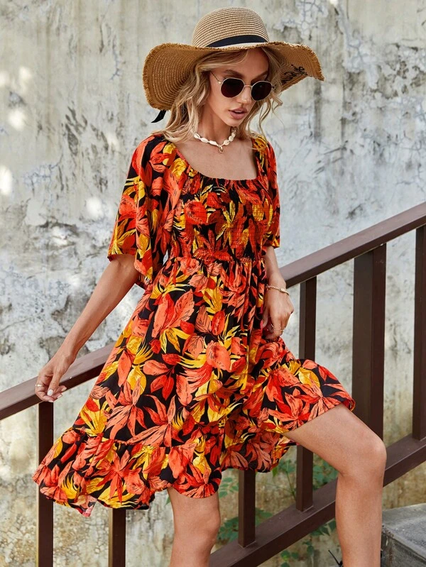 siska-1 Rochie Scurta Siska Neagra cu Print Floral - imagine 1