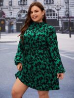 Rochie Scurta Joella Verde cu Print Negru - Marimi Mari - imagine 3