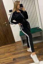 Compleu din catifea moale format din bluza cu fermoar si pantalon Asunita Negru cu dungi albe - imagine 4