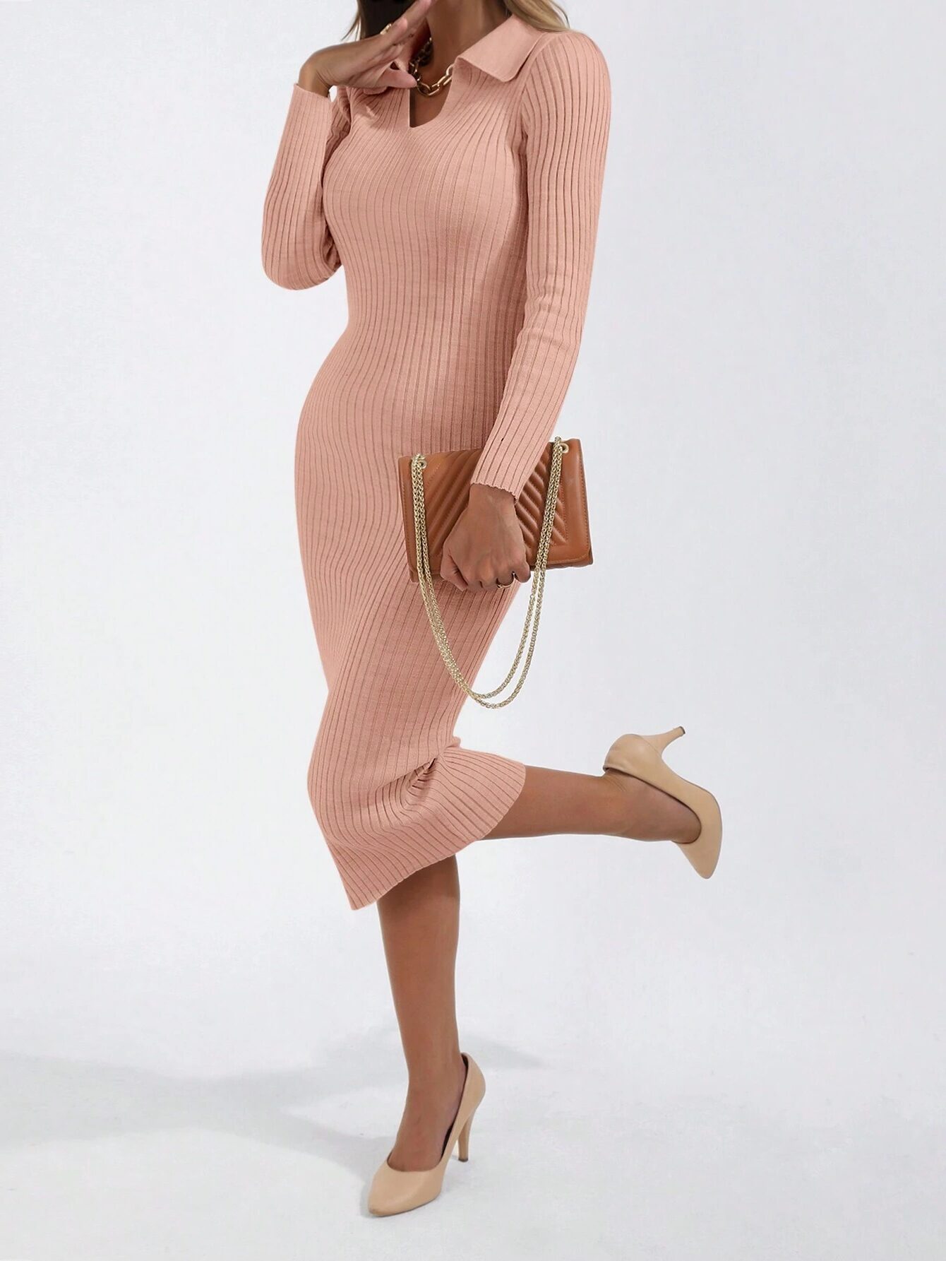 2572-e1700262054346 Rochie Midi Tricotata Algea Roz Pudra - imagine 1