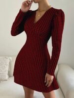 Rochie Scurta Rigmor Rosie cu Print Geometric