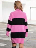 Rochie Scurta Tricotata Gerdie Roz cu Dungi Negre - imagine 2
