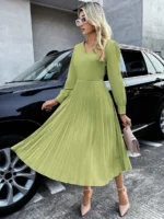 Rochie Midi Britta Verde Deschis Cu Pliuri - imagine 4
