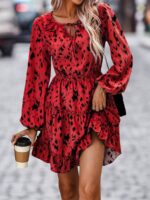 Rochie Scurta Dafne Rosie Cu Imprimeu Negru Si Maneci Bufante - imagine 4
