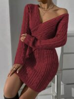 Rochie Scurta Tricotata Laconia Grena Cu Model In Relief - imagine 5