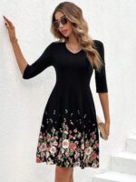 Rochie Scurta Zinnia Neagra Cu Model Floral