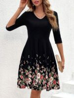 Rochie Scurta Zinnia Neagra Cu Model Floral - imagine 4
