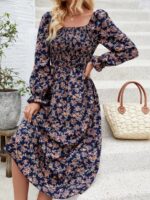Rochie Midi Fortuna Bleumarin Cu Model Floral Si Maneci Bufante - imagine 4