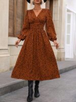 Rochie Midi Narcisa Maro Cu Imprimeu Dalmatian Negru Si Maneci Bufante