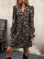 Rochie Scurta Suzana Neagra Cu Model Floral Si Maneci Bufante