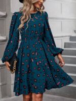 Rochie Scurta Synna Albastra Cu Imprimeu Multicolor Si Maneci Bufante - imagine 5