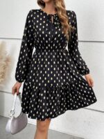 Rochie Scurta Daniela Neagra Cu Buline Albe
