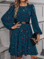 Rochie Scurta Synna Albastra Cu Imprimeu Multicolor Si Maneci Bufante