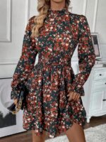 Rochie Scurta Ronja Verde Inchis Cu Model Floral Si Maneci Bufante