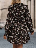 Rochie Scurta Pompilia Neagra Cu Model Floral - imagine 2