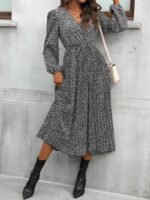 Rochie Midi Celesta Neagra Cu Imprimeu Alb Si Maneci Bufante