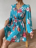 Rochie Scurta Cinzia Bleu Cu Model Floral Si Cordon - imagine 3