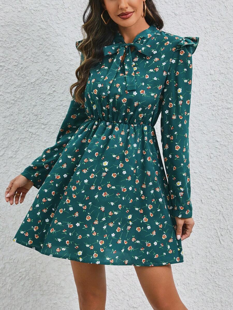 77 Rochie Scurta Givana Verde Inchis Cu Model Floral - imagine 1