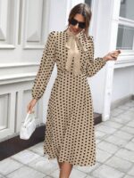 Rochie Midi Teodory Crem Cu Buline Negre Si Maneci Bufante - imagine 4