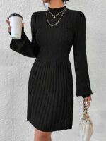 Rochie Scurta Tricotata Ingalis Neagra cu Model in Relief