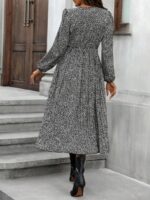 Rochie Midi Celesta Neagra Cu Imprimeu Alb Si Maneci Bufante - imagine 2