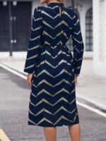 Rochie Midi Angola Albastru Inchis Cu Imprimeu Geometric Argintiu - imagine 2