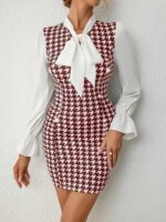 Rochie Scurta Morana Alba Cu Imprimeu Geometric Grena Si Funda - imagine 4