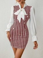 Rochie Scurta Morana Alba Cu Imprimeu Geometric Grena Si Funda - imagine 5