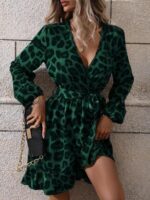 Rochie Scurta Klarisa Verde Cu Imprimeu Leopard Negru Si Cordon - imagine 3