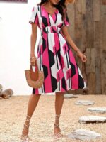 Rochie Midi Higger Roz Cu Imprimeu Geometric Alb - Negru - imagine 3