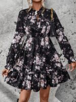 Rochie Scurta Hilma Neagra Cu Model Floral Alb