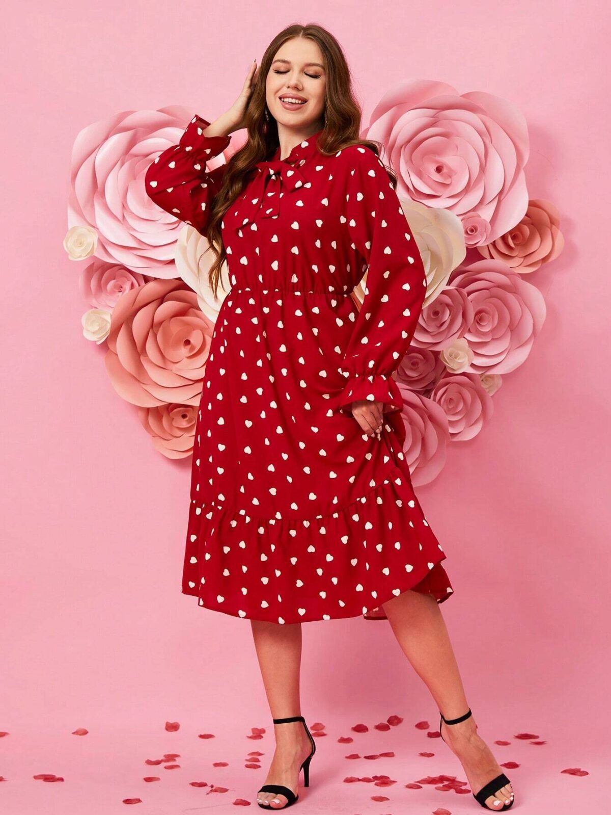 Rochie Midi Silvane Rosie Cu Inimioare Albe Si Funda - Marimi Mari - imagine 1
