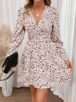 Rochie Scurta Zion Alba cu Flori Rosii