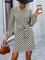 Rochie Scurta Lambada Cu Imprimeu Geometric Alb - Negru