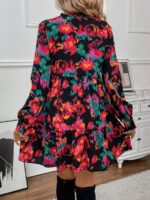 Rochie Scurta Irenne Neagra Cu Model Floral Multicolor - imagine 2