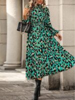 Rochie Lunga Remina Verde Deschis Cu Imprimeu Multicolor