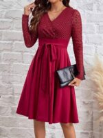 Rochie Midi Taresa Grena Cu Imprimeu Geometric Negru Si Cordon