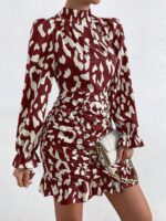 Rochie Scurta Sarai Maro Cu Imprimeu Alb - imagine 4