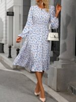 Rochie Midi Rasel Alba cu Flori Albastre
