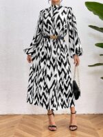 Rochie Midi Flair cu Imprimeu Alb Negru