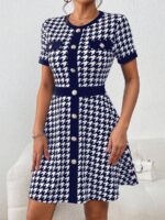 Rochie Scurta Myron Albastra Cu Imprimeu Geometric Alb