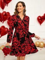 Rochie Scurta Athalia Neagra cu Print Rosu